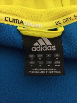 Chaqueta adidas con capucha