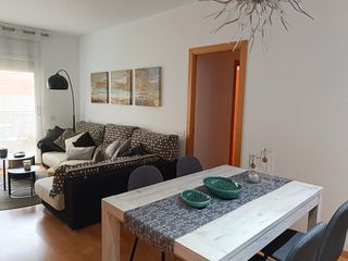 Mueble comedor y mesa extensible