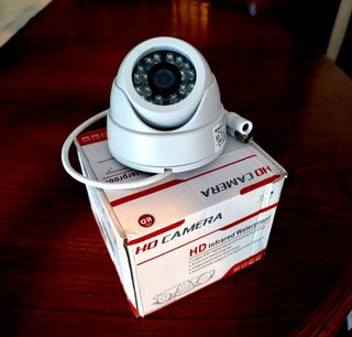 Câmera de vigilância IP nova