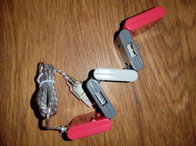 Accesorios USB y bluetooth 