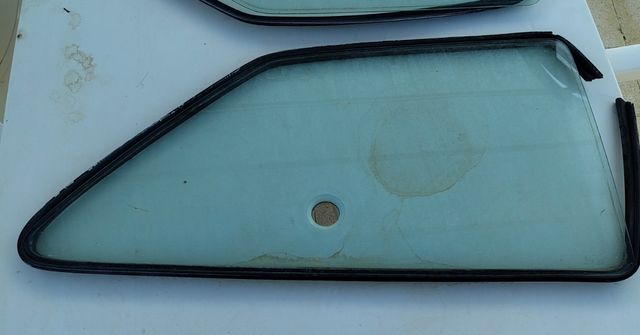 Cristal trasero derecho Ford Fiesta Mk2