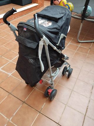 Silla de paseo (2 meses de uso)