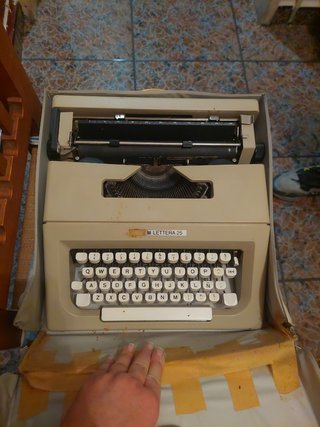 Máquina de escribir antigua