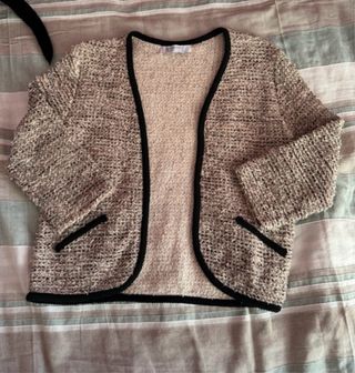 Chaqueta corta corte chanel talla L