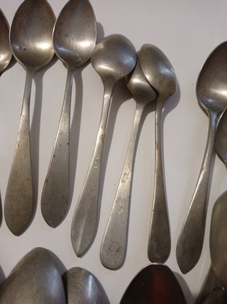 Lote de cubiertos antiguo