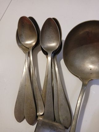 Lote de cubiertos antiguo