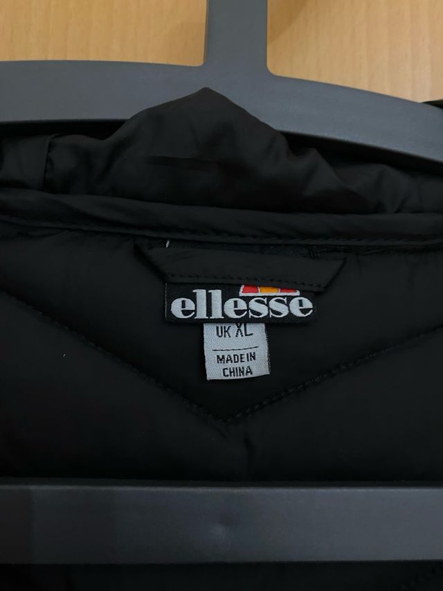 Chaqueta Ellesse reflectante Talla XL