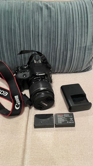 Camara foto canon EOS 100D