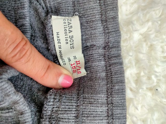 ★Pantalón de Chándal 11/12 años.