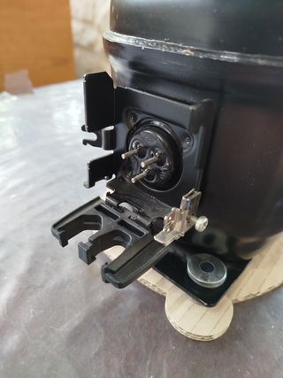 Motor Compresor NL7 Secop PARA PIEZAS