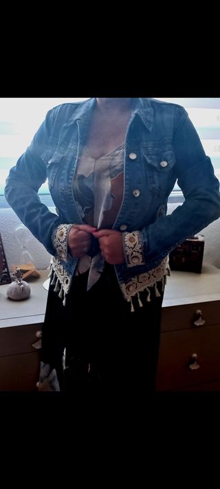 Cazadora vaquera Ibicenca.