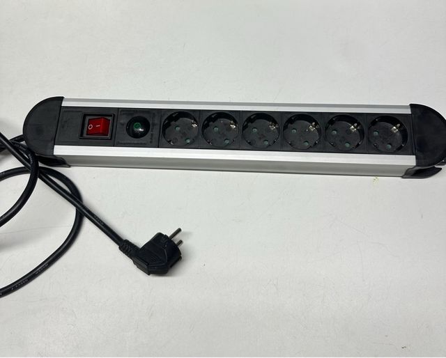 Regleta 6 tomas SOBRETENSIONES