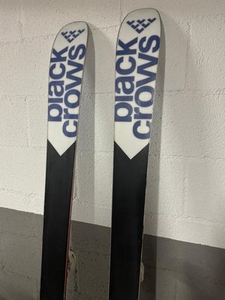 Black Crows Serpo 2024 con Fijación Griffon