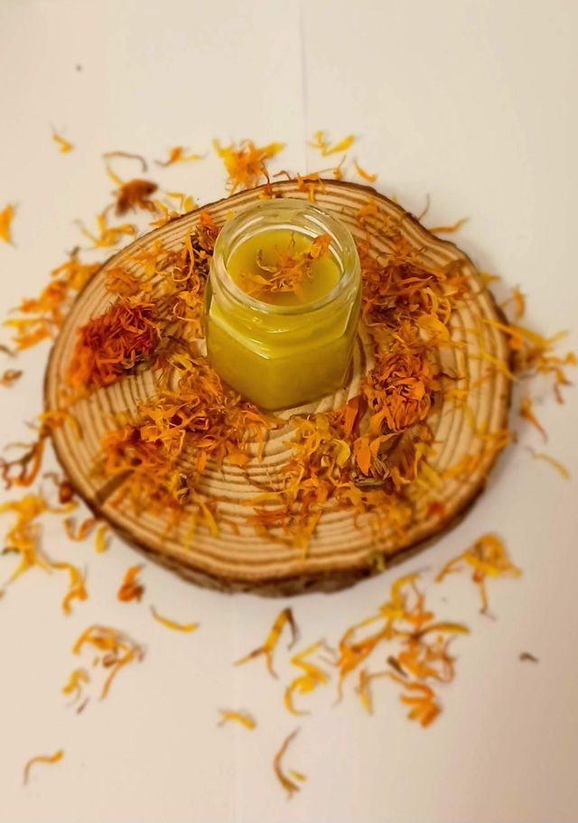 BÁLSAMO DE CALÉNDULA