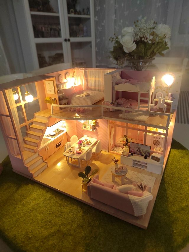 Casa de muñecas rosa