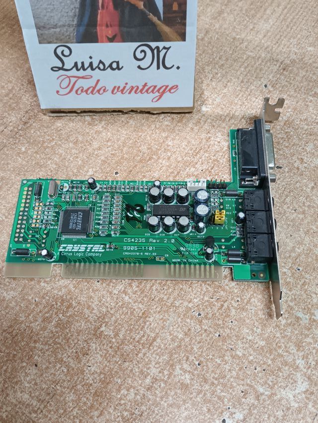 CRYSTAL CS4235, GENIUS, bus ISA de 16 bits