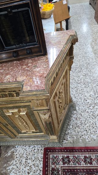 APARADOR LUIS XVI FRANCÉS PAN DE ORO