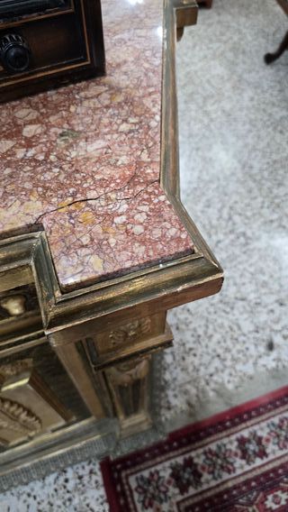 APARADOR LUIS XVI FRANCÉS PAN DE ORO