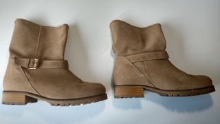 BOTÍN PIEL SERRAJE STRADIVARIUS