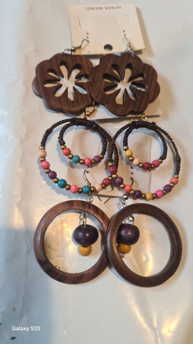 3 paia orecchini legno