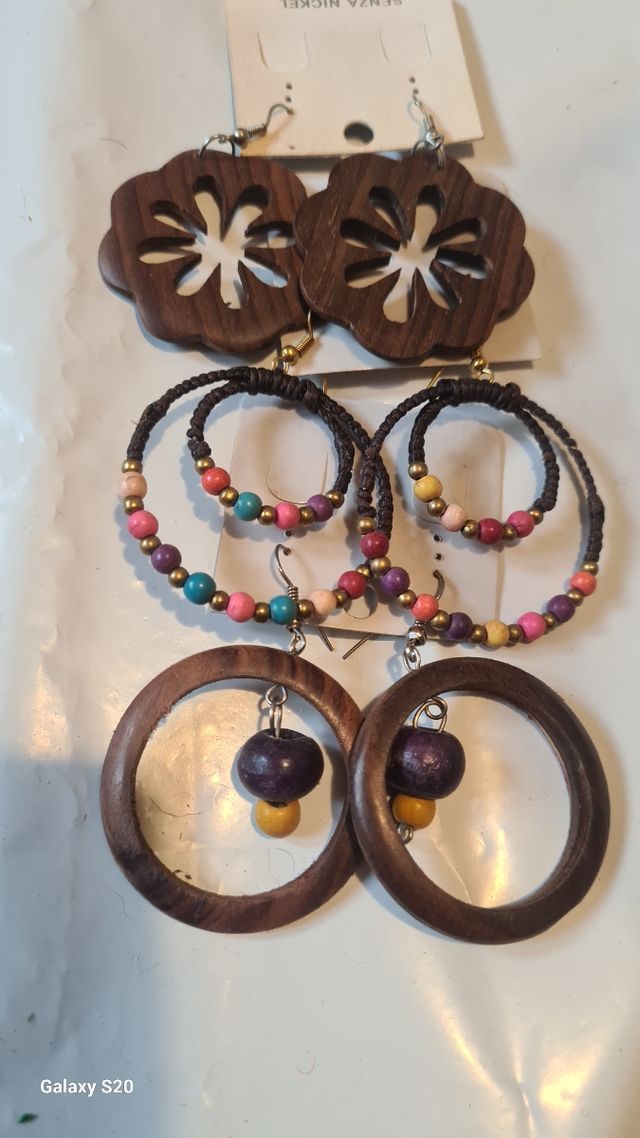 3 paia orecchini legno