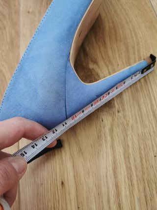 Zapatos tacon aguja azul claro