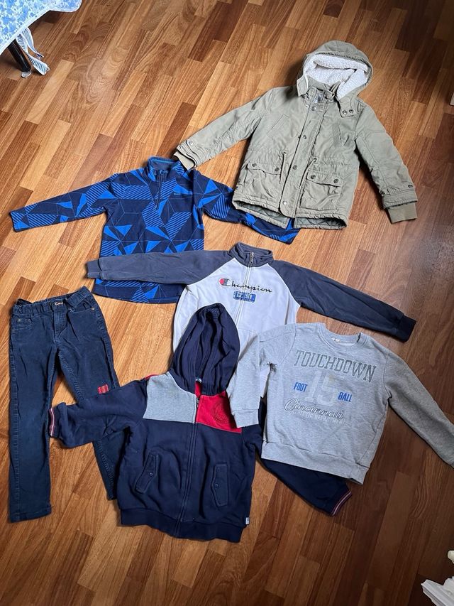 Giacchetto, maglie, pantaloni bambino 6 anni