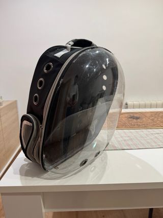 Maleta para gato transparente