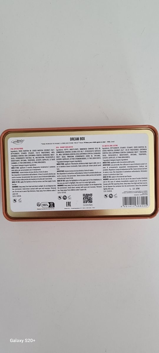 Box con cosmetici PureBIO