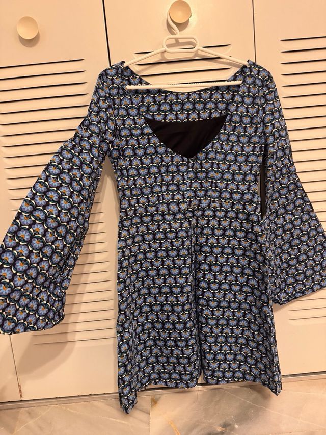 Dos vestido estilo vintage de Zara TRF