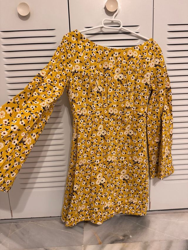 Dos vestido estilo vintage de Zara TRF