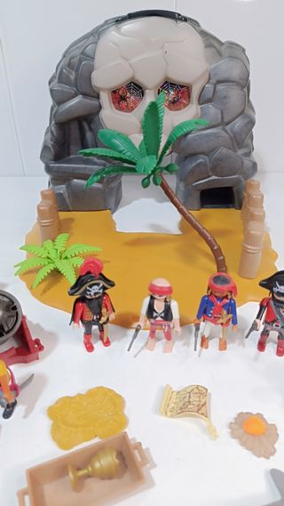 Playmobil maletín Isla Calavera