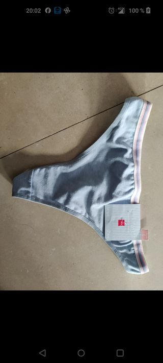 Tanga de mujer