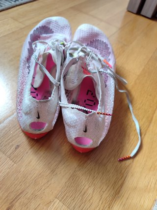 Se vende NIKE AIR ZOOM VICTOY
