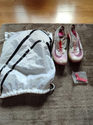 Se vende NIKE AIR ZOOM VICTOY