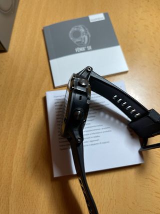 GARMIN FENIX 5X PLUS CON CORREAS Y USB