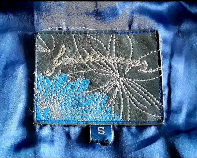 Cazadora de piel Stradivarius *