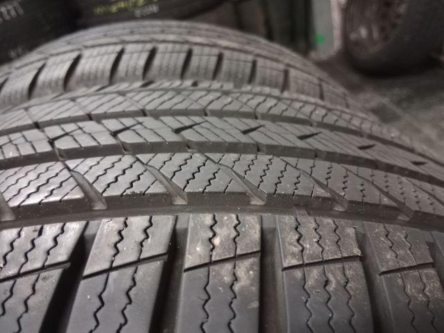 E (30) 225.45.19.96W M+S VREDESTEIN