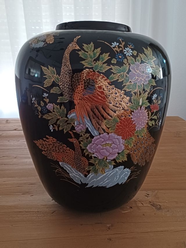 Bonito jarrón grande estilo oriental