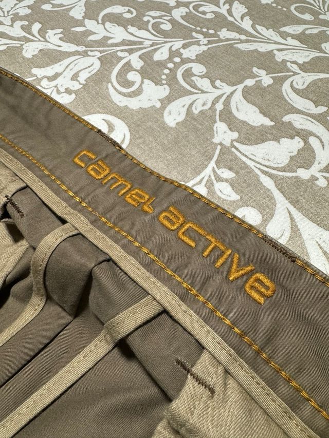 Pantalón Chino Camel Active
