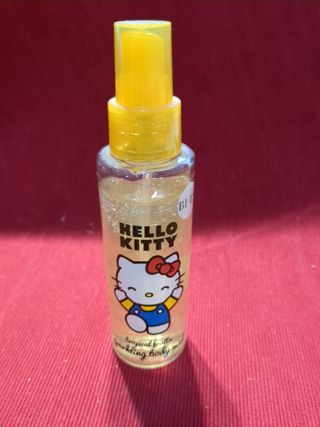 Agua perfumada con purpurina