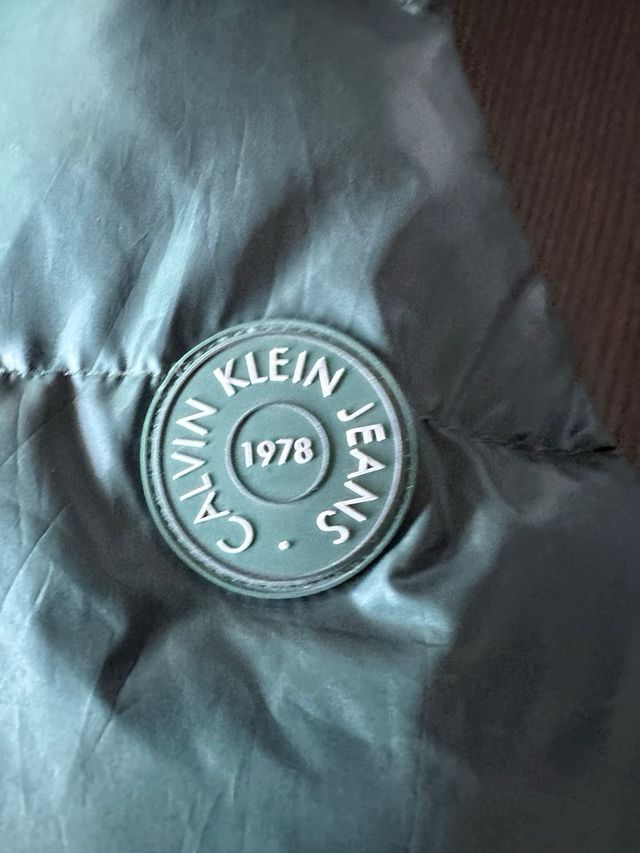 Plumas Calvin Klein