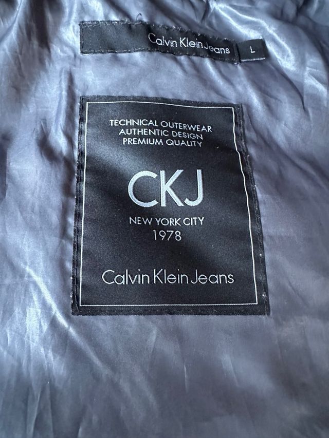 Plumas Calvin Klein