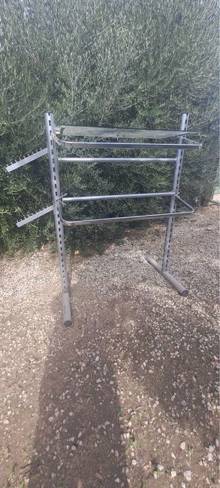 Perchero expositor tienda