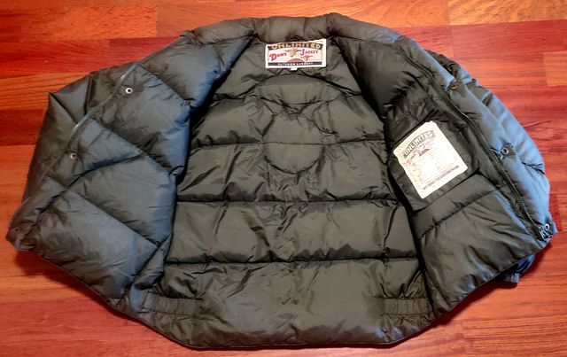 "PLUMAS CHEVIGNON" (Unisex, Talla M)