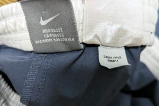 Pantalones parachute Nike vintage - Talla S
