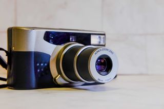 Cámara Konica Zup110 VP