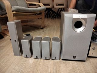 Amplificador con altavoces