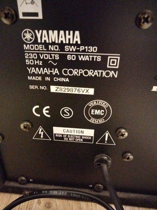 Amplificador con altavoces