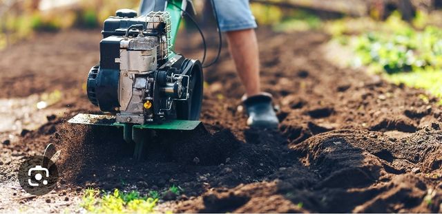 Trabajos de huerta y cultivo....